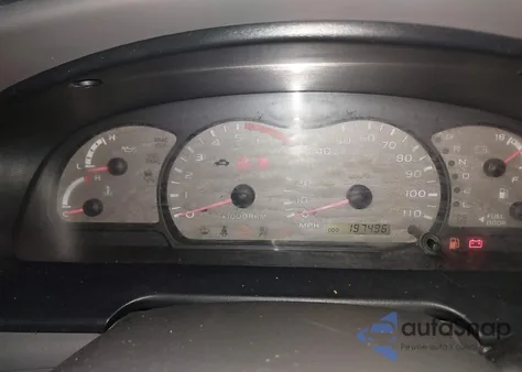 2003 Toyota Sequoia Sr5 V8 z USA, uszkodzony, nr VIN 5TDZT34AX3S138908